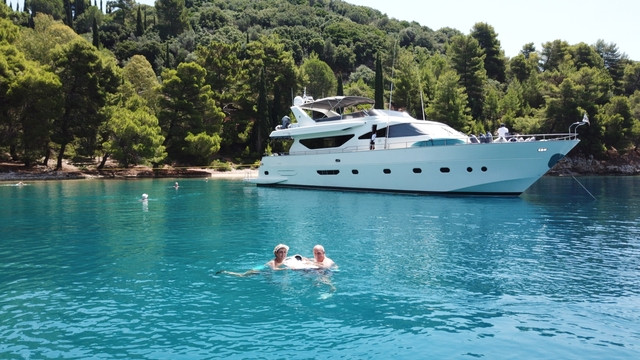 FREEDOM 52