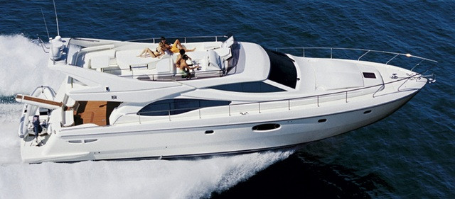 Ferretti 590