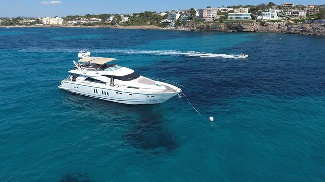 Fairline Squadron 74
