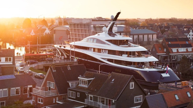 Hybrid 80m Feadship superyacht Faith sighted on transport